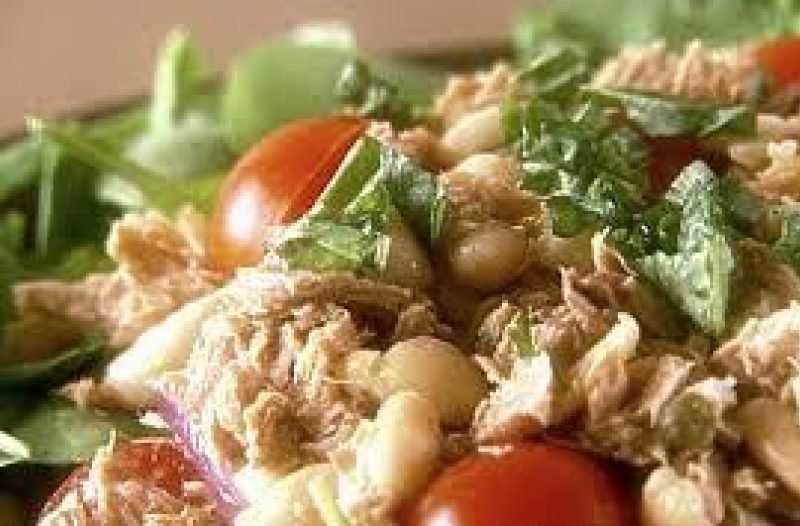 Knin - grad-knin.net - Hladna predjela - Salata s tunom