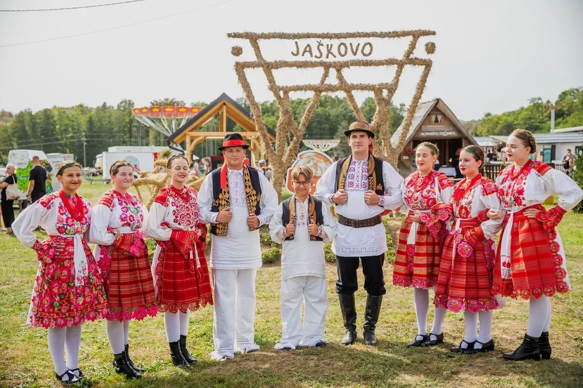 Knin - grad-knin.net - Putovanja - Doživite vikend iz snova na omiljenoj obiteljskoj manifestaciji! Počinje najbogatiji Štrudlafest do sada!