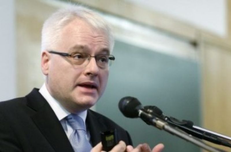 Knin - grad-knin.net - Josipović: Stanimirović mora paziti što govori.